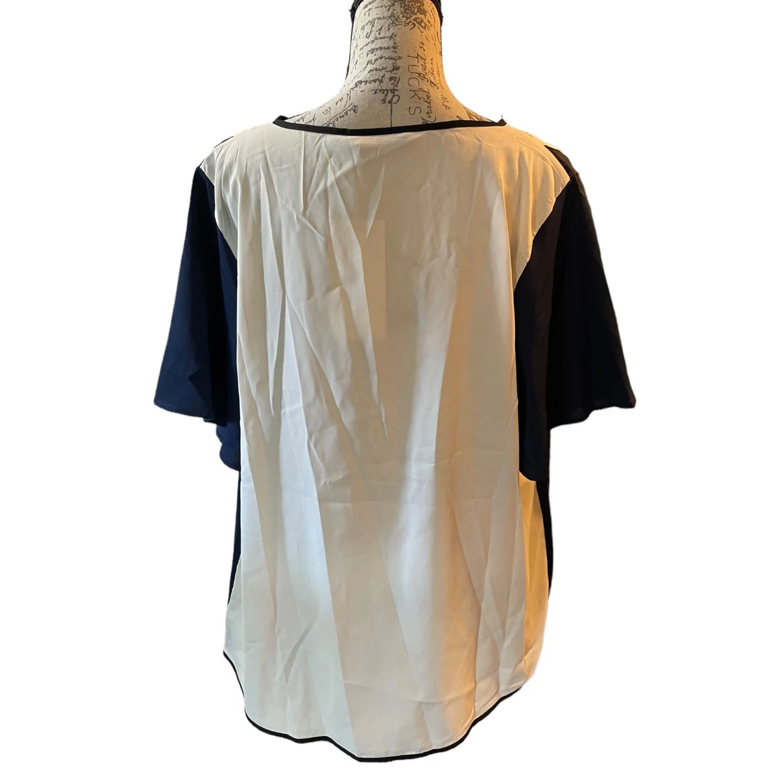 Bloomchic Navy Blue Cream V Neck Shirt Size 12