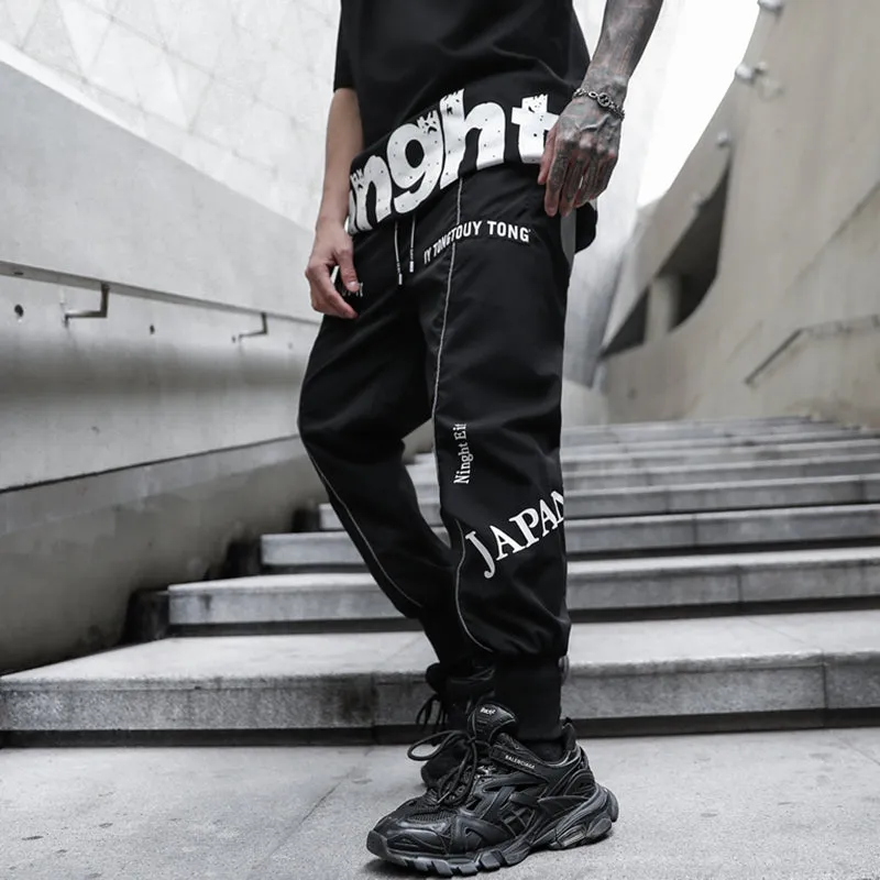 Loose White Borders Printed Men Jogger Pants