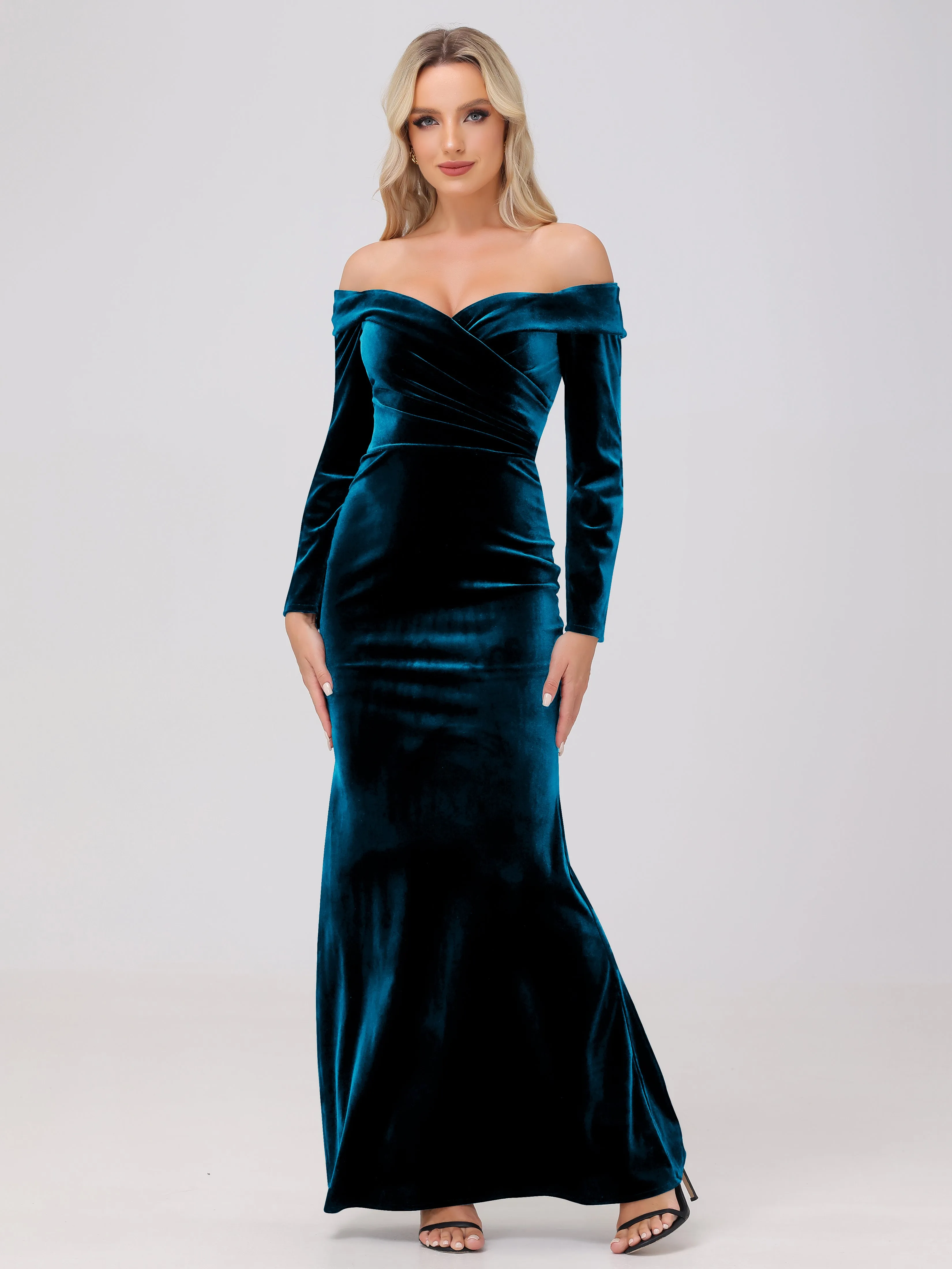 Off The Shoulder Strapless Long Sleeves Velvet Bridesmaid Dresses