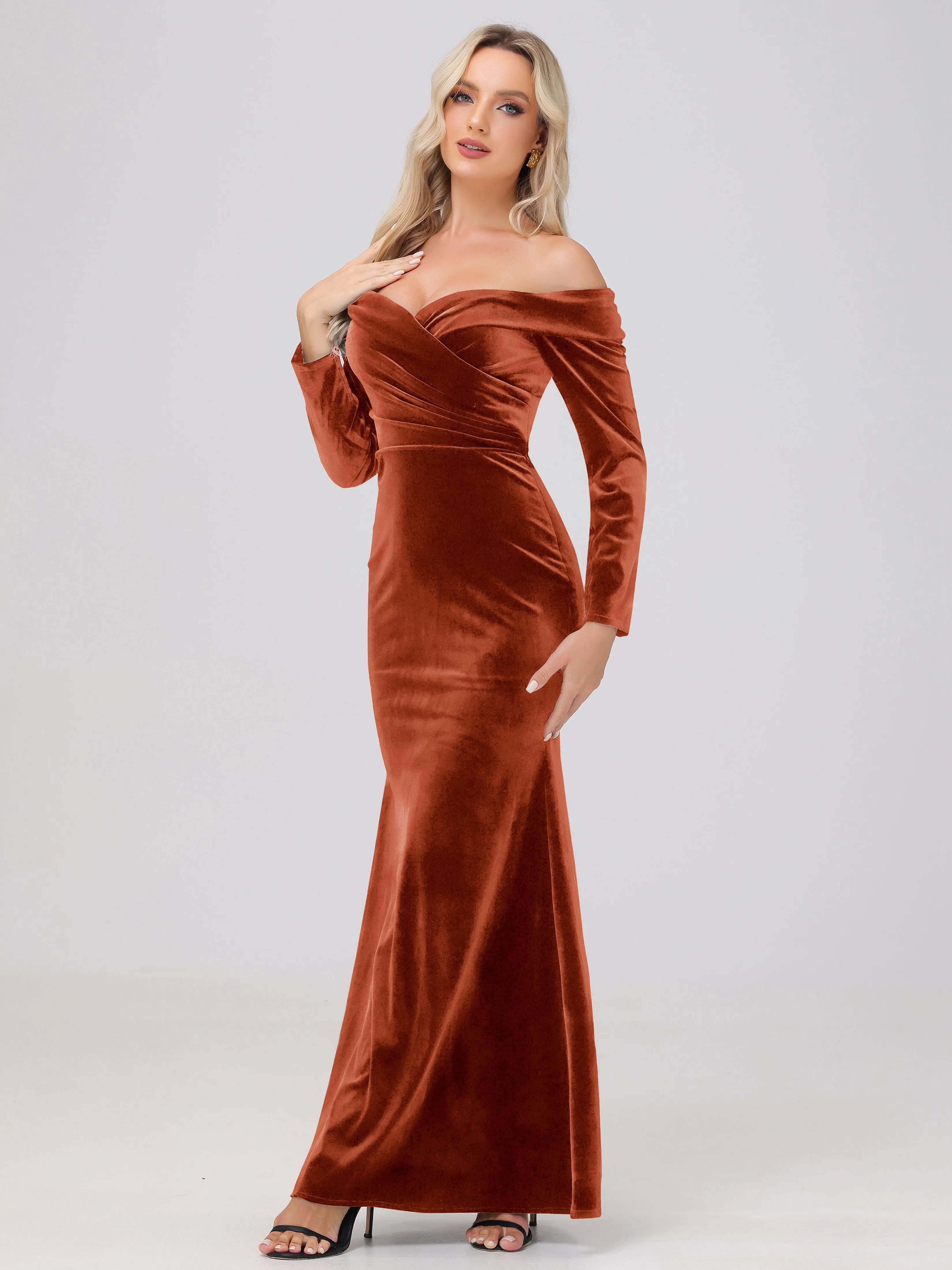 Off The Shoulder Strapless Long Sleeves Velvet Bridesmaid Dresses