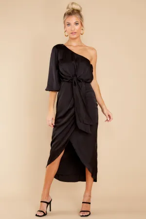 Type Of Elegance Black Midi Dress