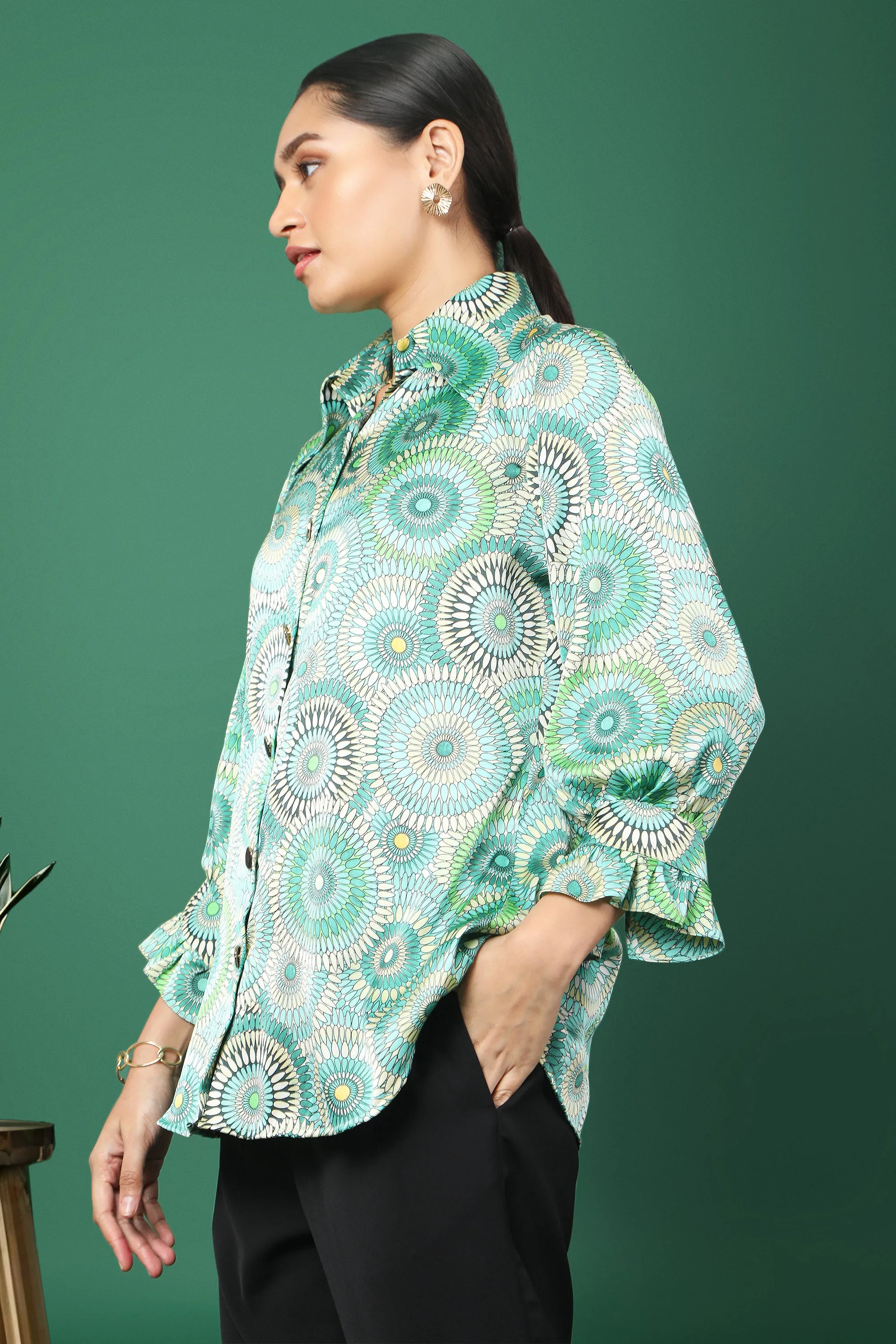 Women’s Green Geometric Print Shirt